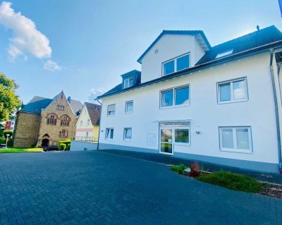 Charmante 2-Zimmer-Wohnung mit Terrassen, Grundstücksanteil und Tiefgaragenstellplatz in Lindlar