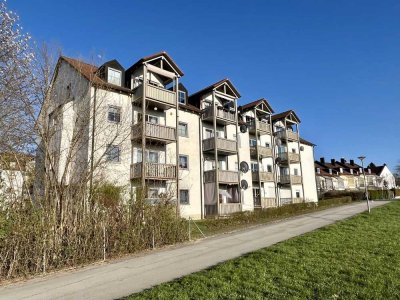 Helle 2-Zimmer-Wohnung mit Einbauküche und Garage in Zorneding