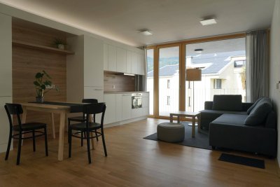 helle Singlewohnung mit Loggia