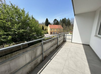 FAMILIENHIT - Neubau - BJ 1978 - 5-Zimmer - ca.120 m² gew. NFL - großer Balkon/Loggia - Garage (optional) - Einbauküche - Gute Verkehrsanbindung