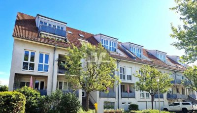 NEUHERMSHEIM: Schöne 5 Zimmerwohnung auf zwei Ebenen mit Gartennutzung und PKW-TG-Stlp.