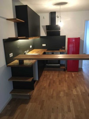 Stilvolle, neuwertige 3-Zimmer-EG-Wohnung mit Garten und EBK in Vilsbiburg