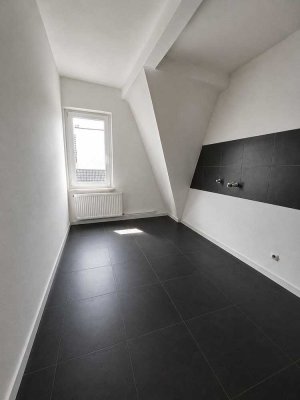 Schöne Wohnung mit ca. 45 qm Wohnfläche in ruhigem 4-Parteienhau