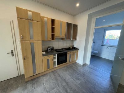 Ansprechende 2-Zimmer-EG-Wohnung mit EBK in Duisburg-Süd