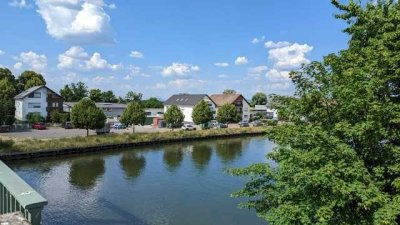 Sehr schöne 1,5 ZKB am Neckarkanal ab 01.04.2026 frei.