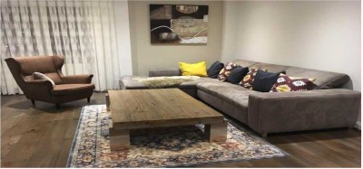 Exklusive Villa mit 14 Zimmern - TOP-Ausstatung, 3 Bädern - � 0172/3261193