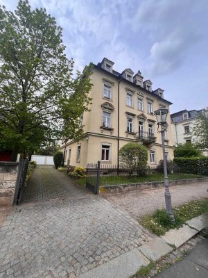 * Gemütliche 2-Zimmer Wohnung in ruhiger Lage *