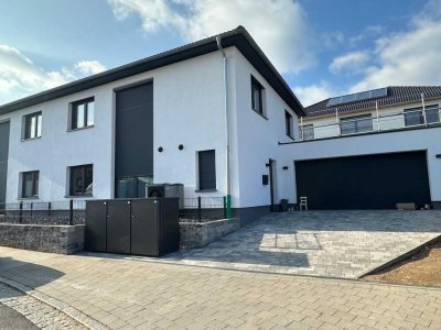Modernes 4-Zimmer-Haus mit Doppeltgarage in Wassertrüdingen