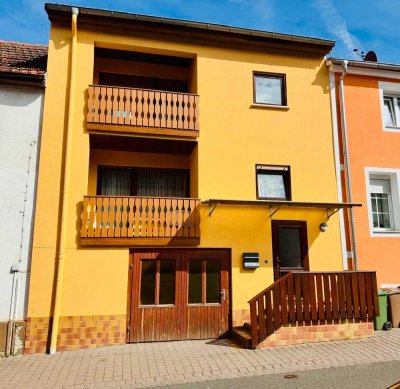 Gemütliches Reihenmittelhaus in Obermoschel – ehemals Scheune, jetzt gepflegtes Wohnhaus
