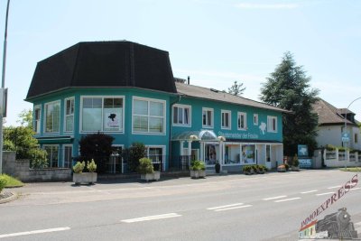 Gut gelegenes Einfamilienhaus aber auch als Zweifamilienhaus verwendbar mit 16 Zimmer in Fischamend - Dachgeschoß Ausbau als Penthouse möglich