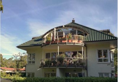 Exklusive, gepflegte 4,5-Zimmer-Maisonette-Wohnung mit geh. Innenausstattung mit EBK