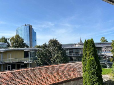 Schöne u. helle Altbauwohnung 4 - Zi. mit hohen Decken und Blick über Ulm