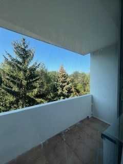 Charmante 2-Zimmer-Wohnung mit Balkon in Lusan sucht Nachmieter