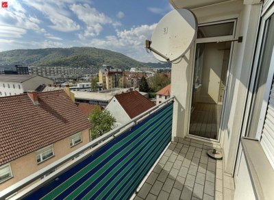 !! Unter 2300€/m2 - Sanierungsbedürftige Wohnung mit Westbalkon in Bestlage !!