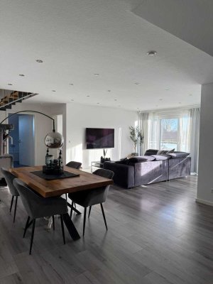 Moderne 3-Zimmer Maisonette-Wohnung mit Aufzug in Löhne