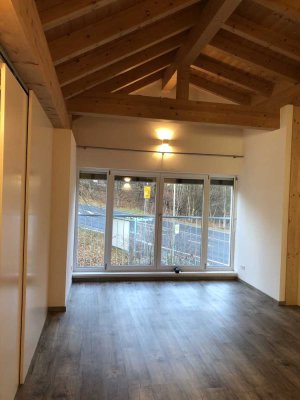 Charmante Wohnung mit Sichtdachstuhl in Passau zu vermieten