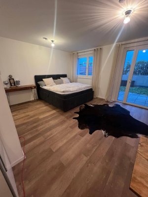 Kleine Luxuswohnung mit geteilter Küche