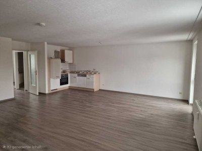 2-Zimmerwohnung mit Balkon, Tiefgarage und großem Wohnzimmer mit Essbereich in Zwickau