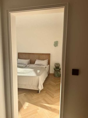 Sensationelle  4-Zimmer-Penthouse-Wohnung mit lux. Innenausstattung mit Balkon und EBK