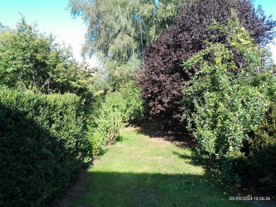 Gr. gedämmte DH-Hälfte mit Einliegerwohnung