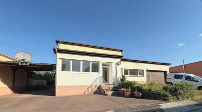 ***moderne, renovierte Maisonettewohnung mit Garten und Stellplatz