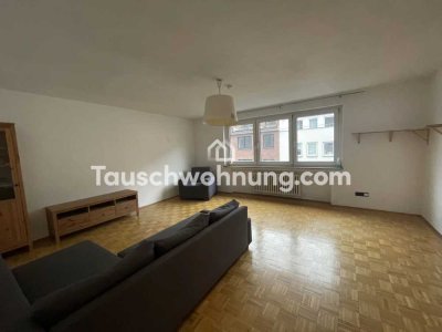 Tauschwohnung: 2 Zimmer Altbau mit Balkon gegen 3 Zimmer