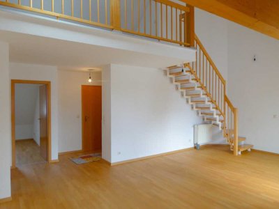 Wohngalerie zum Verlieben - 3,5 Zimmer-Galerie-Wohnung in Schwabach - ruhige Lage