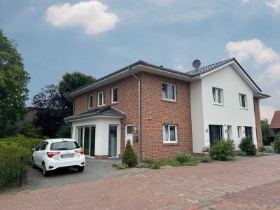Modernes Wohnen im Zentrum von Garrel - Doppelhaushälfte mit viel Platz zum Wohlfühlen