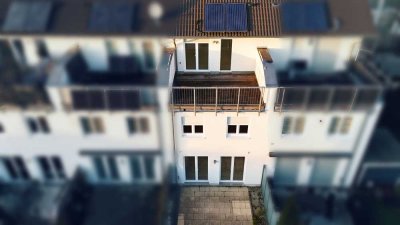 Gelegenheit ! Solar-Reihenhaus. Virtuelle Tour. verfügbar. Sofort Einziehen.
