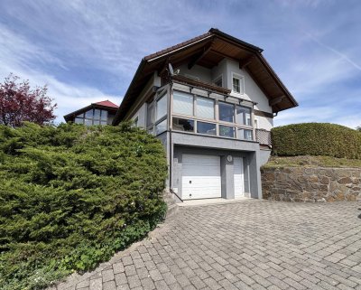 Einziehen und Loswohnen - Gepflegtes Einfamilienhaus in Siedlungslage
