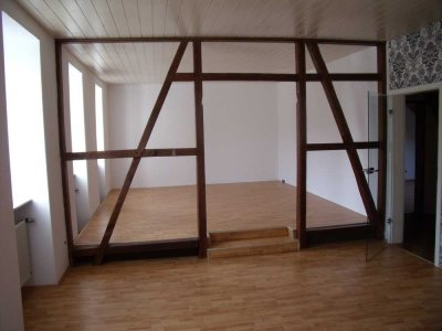 Schöne 4 Zimmerwohnung  mit Gartennutzung