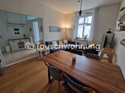 Tauschwohnung: Sonnendurchflutete Altbauwohnung im Seitenflügel