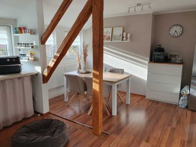 2 Zimmer + Hobbyzimmer mit Gartenstück