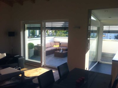Exklusive Dachterrassenwohnung mit privatem Aufzug direkt in die Wohnung