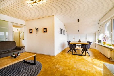 Moderne 3-Zi DG-Wohnung mit Klima, Kandelblick, Balkon und Garage