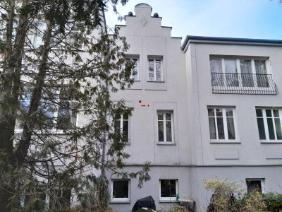 Traumhaftes Mehrfamilienhaus in 1130 Wien – Ihr neues Zuhause auf 389 m²!