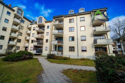 Attraktive 2-Zimmer-Wohnung in zentraler Wohnlage mit Balkon, EBK und TG-Stellplatz