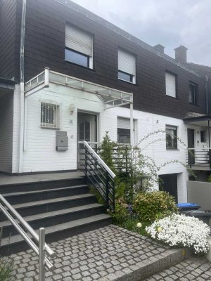 Attraktive 5-Zimmer-Reihenhaus in Hilden