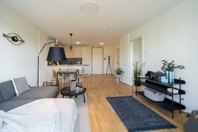 Moderne Zwei-Zimmer-Wohnung mit Balkon ins Grüne