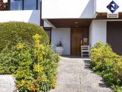 AUSSERGEWÖHNLICH - Einfamilienhaus mit Einliegerwohnung, Wintergarten und großem Garten