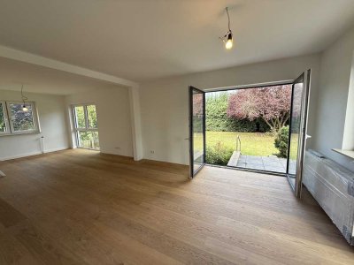 Erstbezug nach Sanierung: 3 Zimmer, riesen Garten + Hobbyraum!