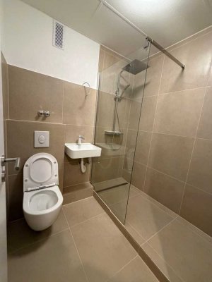 Frisch renovierte 1-Zimmer-Wohnung mit Balkon in Duisburg