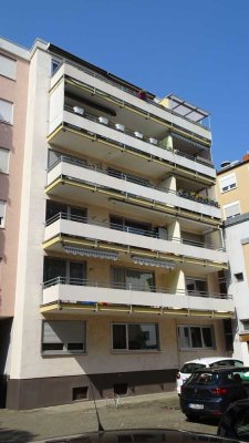 Einzugsbereite helle 2 Zi.-Wohnung in Stadtlage Frankenthal  (Nähe Rathaus)