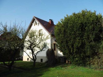 Freistehendes Einfamilienhaus in ruhiger Lage von Roßleben zu verkaufen