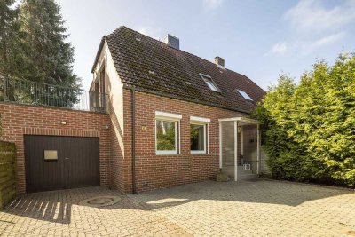Modernisierte Doppelhaushälfte mit Top-Infrastruktur und Freizeitwert!