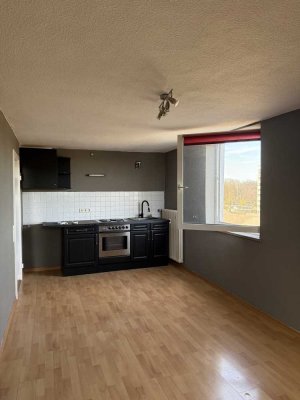 Helle 2,5-Zimmer Dachgeschosswohnung in Augsburg-Oberhausen