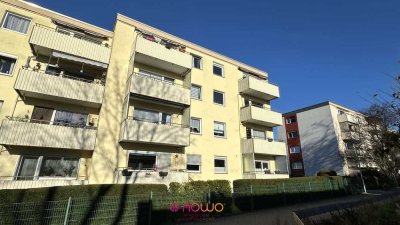 Modernisierte 3 Zimmer-Eigentumswohnung mit Balkon, Einbauküche und Pkw-Stellplatz!