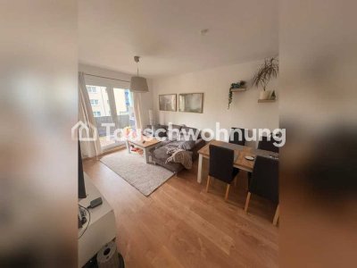 Tauschwohnung: Schöne 2-Raum-Wohnung mit großem Balkon zum Tausch