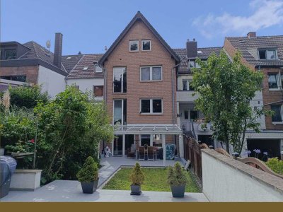 Modernes Mehrfamilienhaus in attraktiver Lage im Neusser Stadionviertel