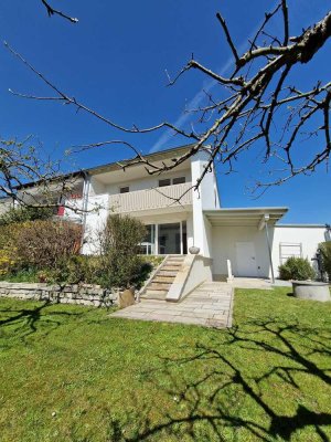 Traumhaus - Top sanierte Doppelhaushälfte in exponierter Lage